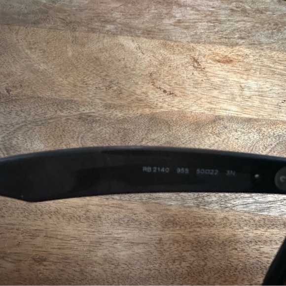 Vintage Ray Ban Wayfarers in Solid Red - Picture 5 of 6